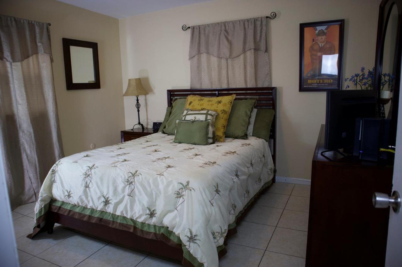Great Location Near Downtown & Airport Villa Tampa Exterior photo